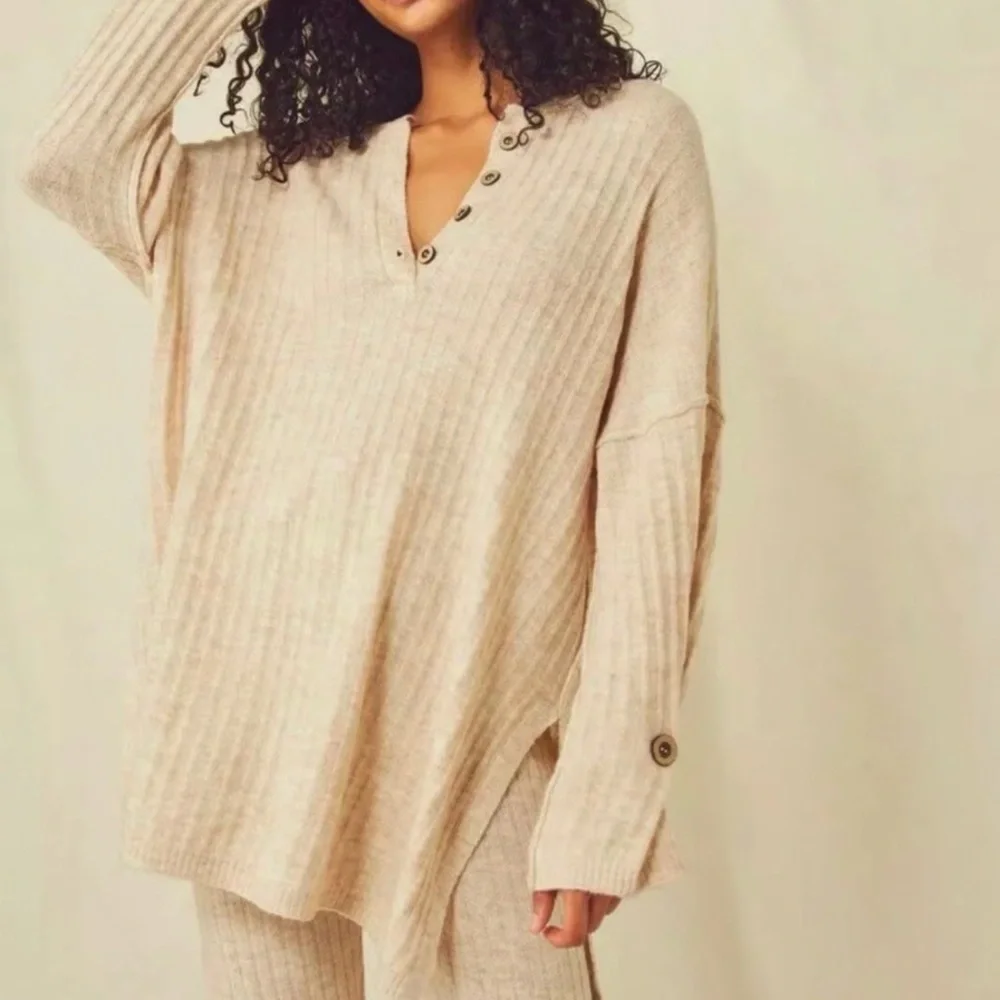Free People Medium Around The Clock Oversized Henley Tunic Sweater Beige